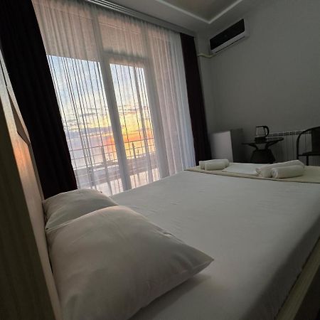 Guest House 99 Batumi Luaran gambar