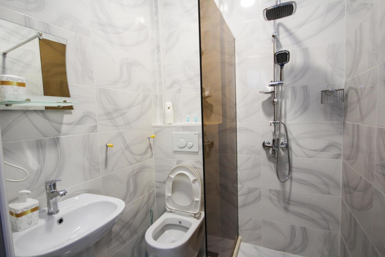 Guest House 99 Batumi Luaran gambar