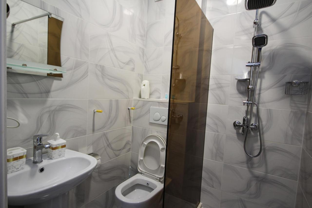 Guest House 99 Batumi Luaran gambar