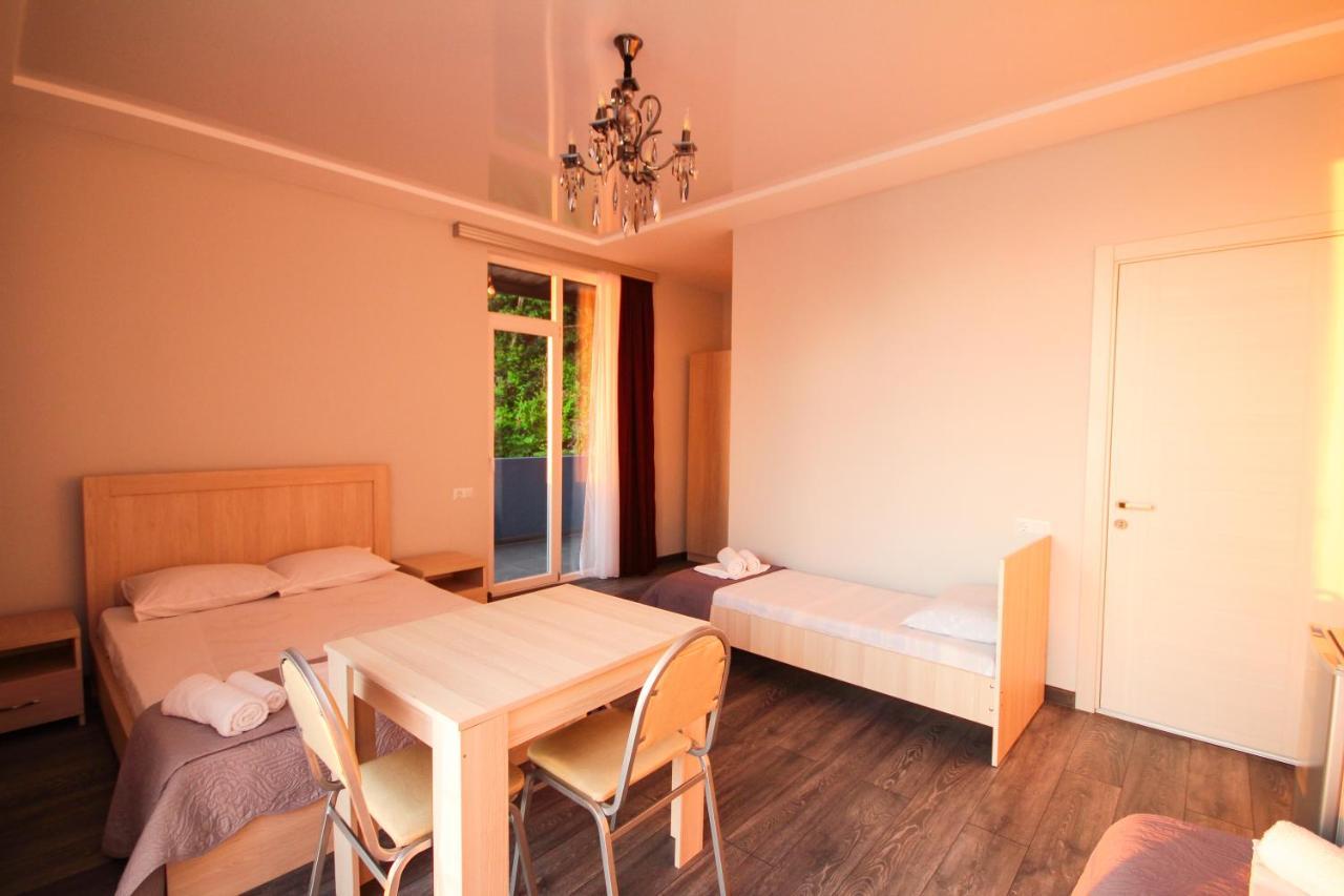 Guest House 99 Batumi Luaran gambar