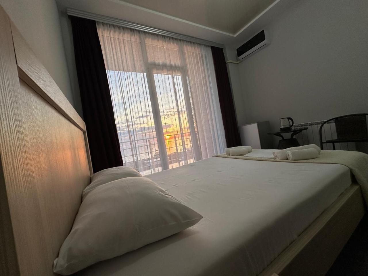 Guest House 99 Batumi Luaran gambar